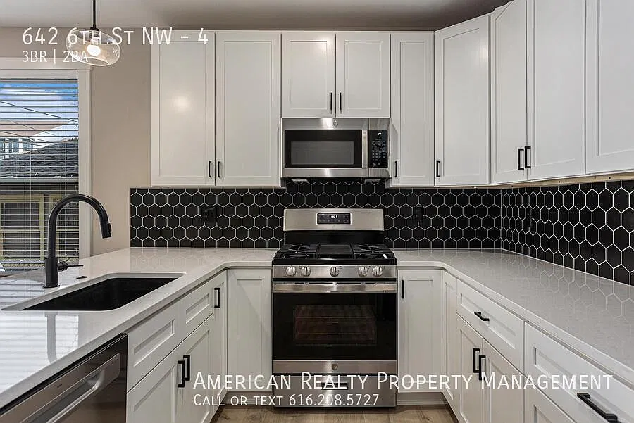 3 bed, 1514 sqft, $2,200 — Photo 4
