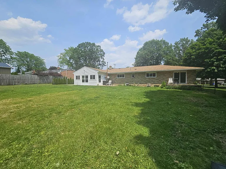 4009 Lor Ron Ave — Photo 21