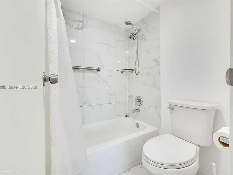 100 Bayview Dr #1231 — Photo 7