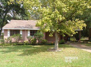 1820 Elaine St, Jackson, MS 39204