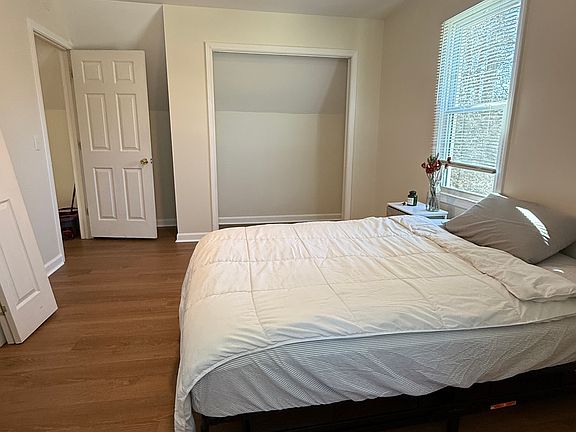 2nd image of 911 Madden Bridge Rd