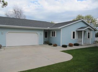 1900 Kellner St, Manitowoc, WI 54220