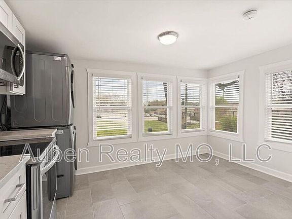 5th image of 4605 Harrison St #Uni