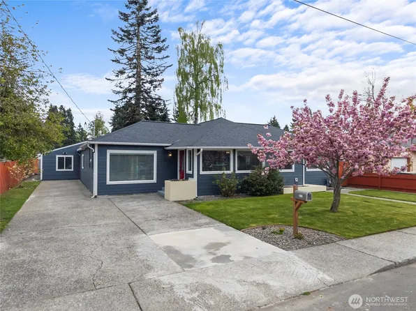 317 Laurelhurst Drive SE, Tumwater, WA 98501