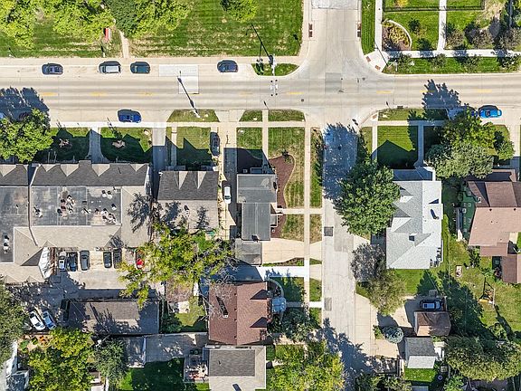 4th image of 4901 Farnam St #0