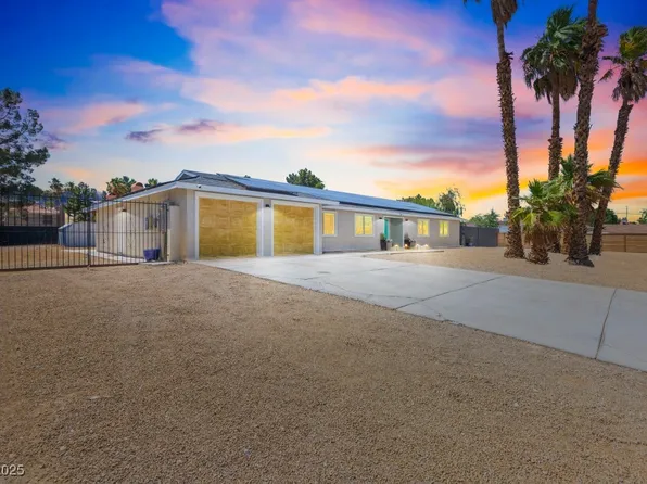 5343 Tamarus St, Las Vegas, NV 89119