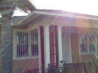 2814 Live Oak St, Huntington Park, CA 90255