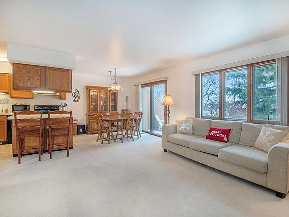 5th image of 607 Echo Ct