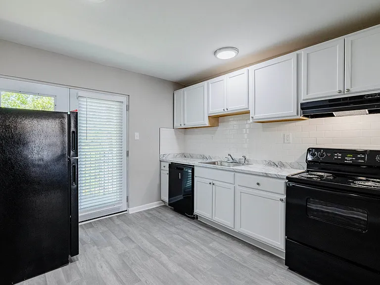 Monteleone Apartments in Atlanta, GA | Apartments Near Emory & Briarcliff Road Living — Photo 18