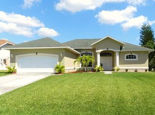 2203 SW 12th Pl, Cape Coral, FL 33991