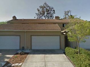 2 Pinnacle Ct, Hercules, CA 94547
