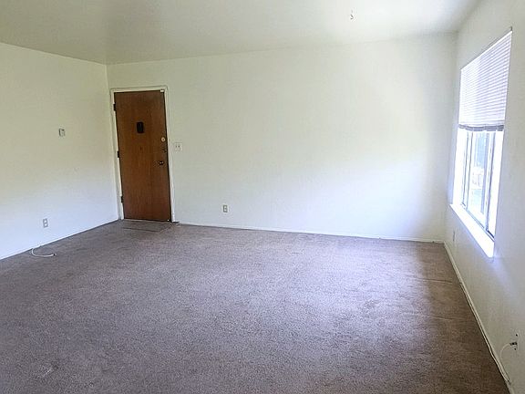 2nd image of 1736 Parker St APT 4
