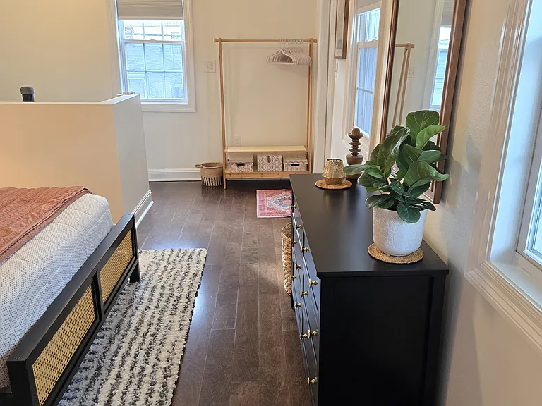 Dresser for clothing storage