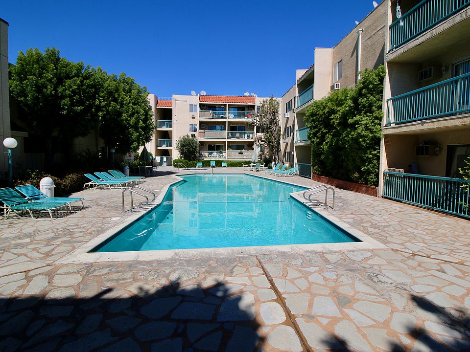 1st image of 18307 Burbank Blvd Unit 129
