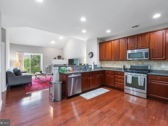 5th image of 20428 Casablanca Dr
