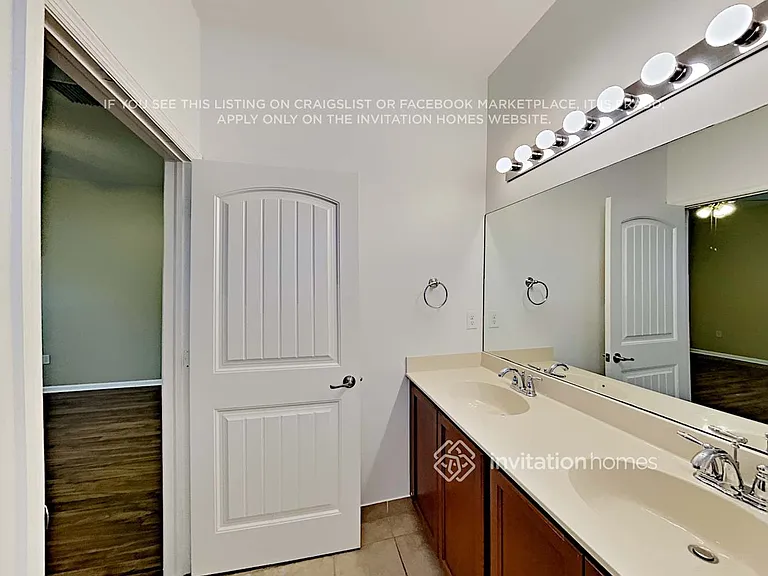 167 SW 7th Ct — Photo 14