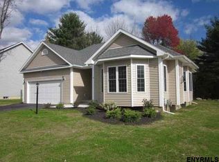6 Kaleen Dr, Ballston Spa, NY 12020