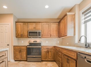 244 W Grant St, Papillion, NE 68046