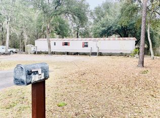 6787 Tot Dr, Blackshear, GA 31516