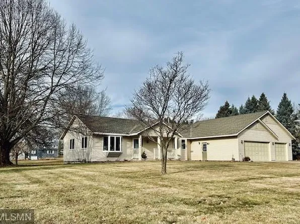 4070 Isle Ave N, Lake Elmo, MN 55042