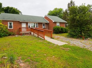 7124 Hopkins Rd, North Chesterfield, VA 23237