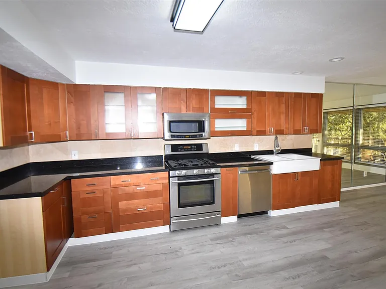 82 Harbor Ln — Photo 8