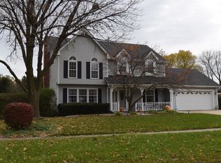 629 Rosedale Ave, Roselle, IL 60172