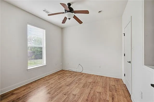 811 Decatur St — Photo 13
