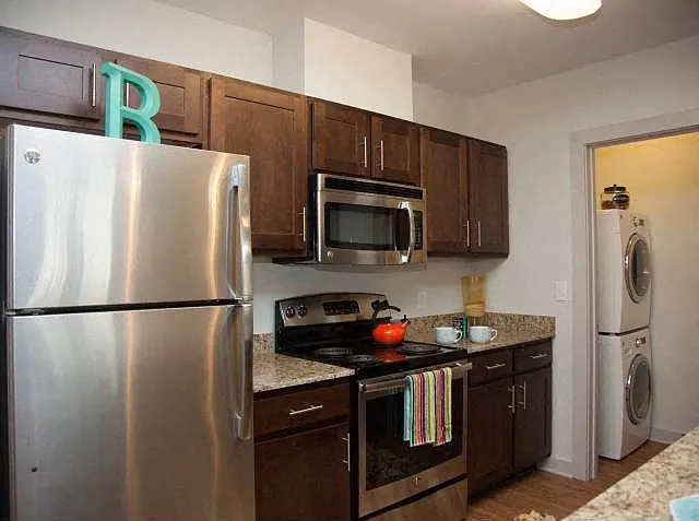 Bienville Basin Apartments — Photo 4
