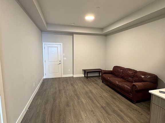 4th image of 51144 Farmers Way