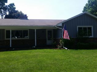 2705 Oakwood Ct, Appleton, WI 54911