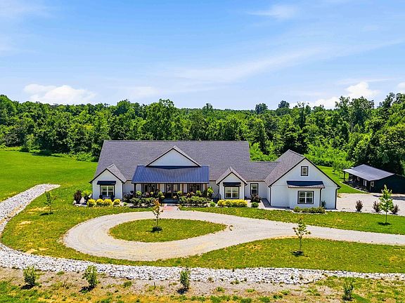 2nd image of 271 Bluegrass Mdw