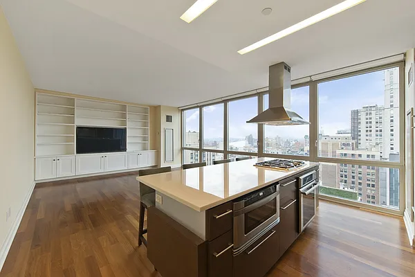 Rented by Nest Seekers International | media 18