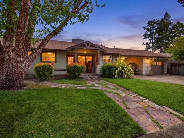 1916 Marian Lane, Santa Rosa, CA 95405