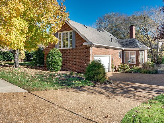 2nd image of 6928 Collinswood Dr