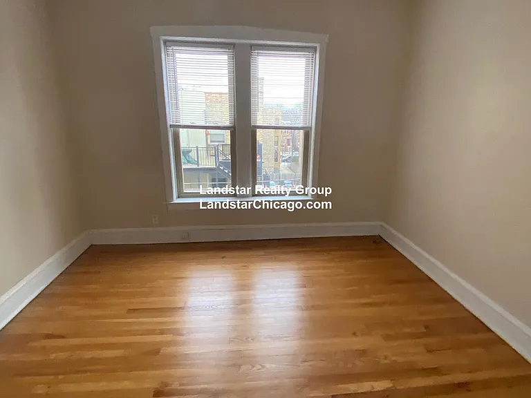 1963 W Foster Ave #3 — Photo 11