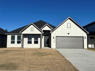 2403 Gooch St, Dallas, TX 75241