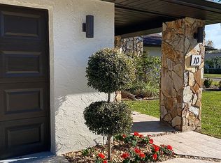 10 Arbor Ln, Oldsmar, FL 34677