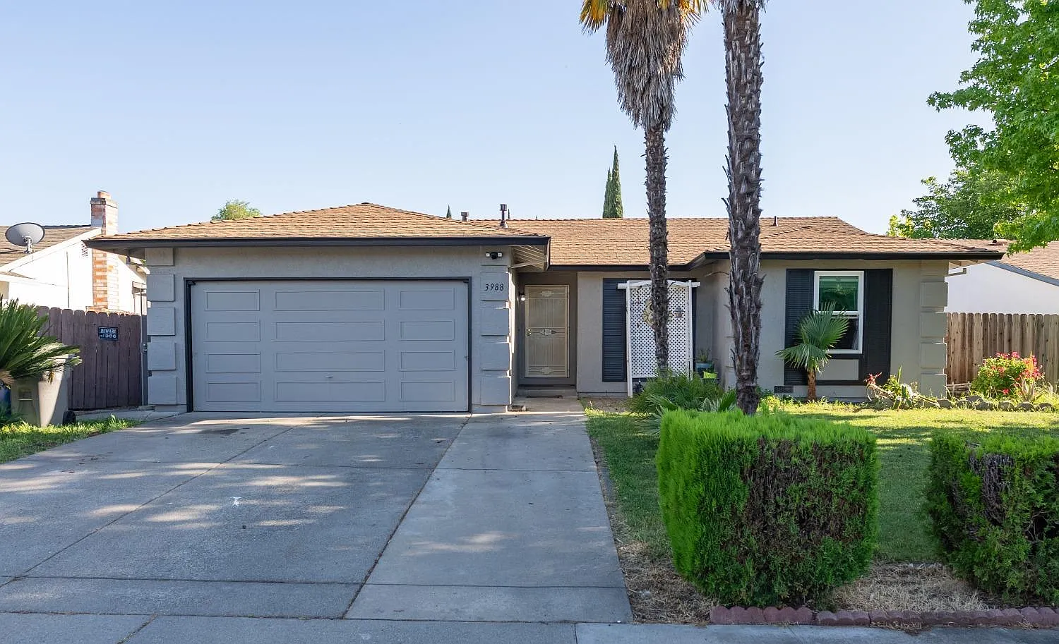 3988 Robinridge Way photo 1