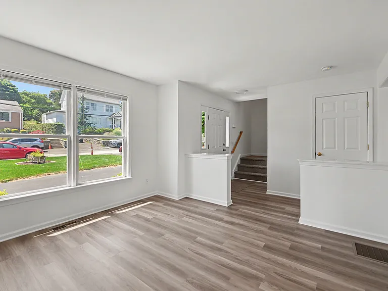 21 Whitmore Ln #1 — Photo 15