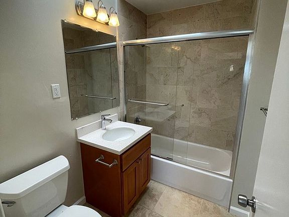 5th image of 1907 Murchison Dr #13