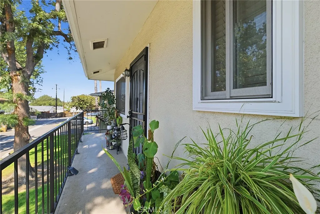 2 bed, 840 sqft, $2,500 — Photo 4
