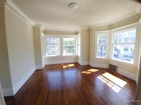 3rd image of 1798 Grove St APT 3
