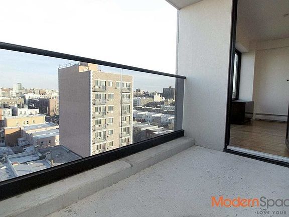 2nd image of 2734 21st St APT 3B