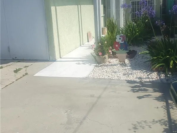 1664 E 113th St, Los Angeles, CA 90059