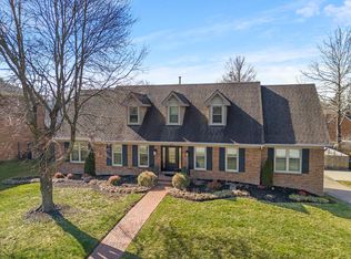 1180 Tanbark Rd, Lexington, KY 40515