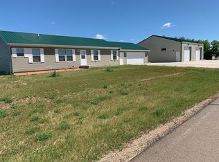 11489 34p St SW, Dickinson, ND 58601