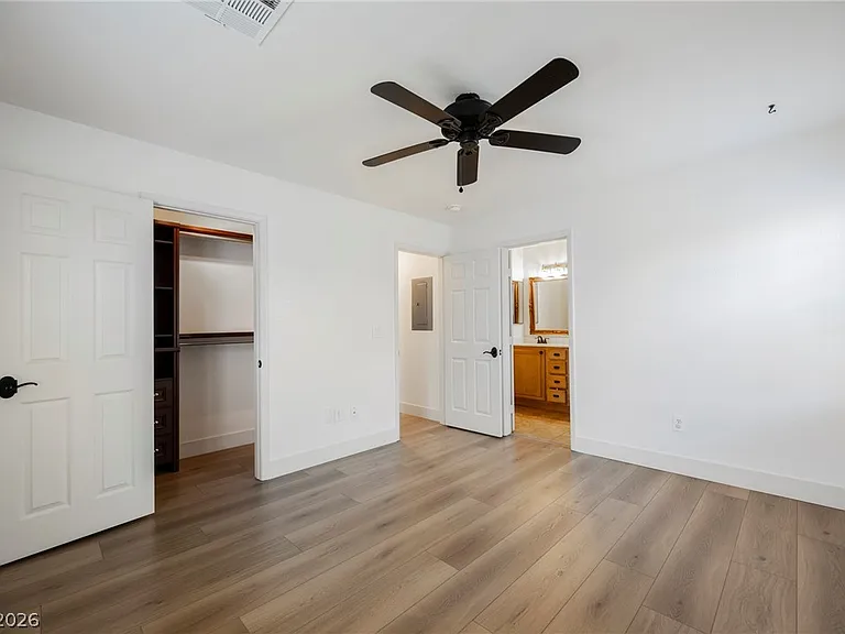 9133 Alpine Grove Ave #103 — Photo 8
