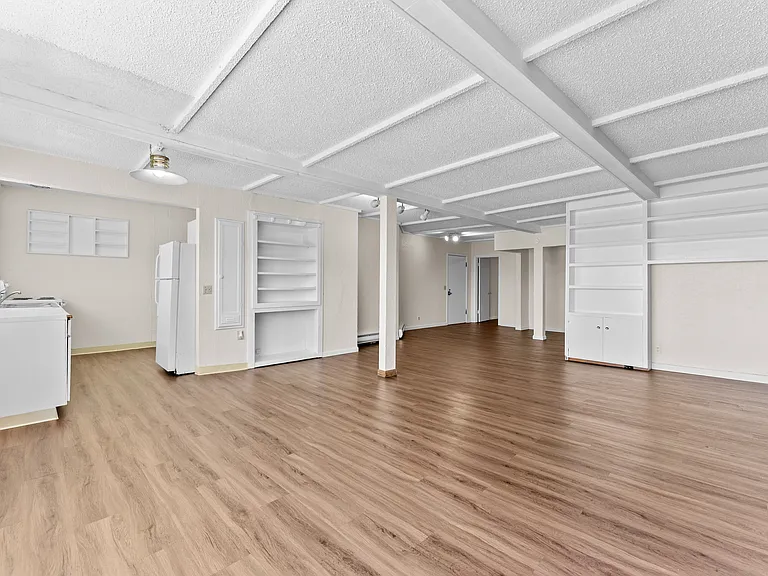 619 Chetco Ave #4 — Photo 6