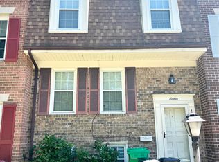 16 Hyacinth Ct, Gaithersburg, MD 20878